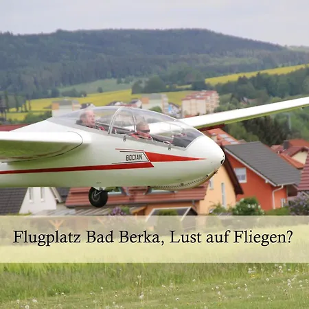 Auszeit Am Kurpark # Balkon # Ruhige Lage # Gratis Parkplatz & Wlan # Weimarer Land # Nahe Weimar & Erfurt Διαμέρισμα