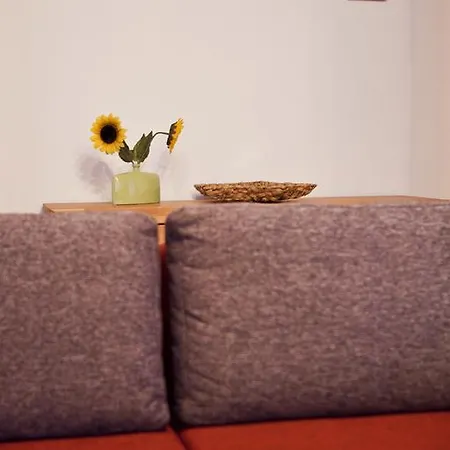 Apartment Auszeit Am Kurpark - Balkon - Ruhige Lage- Gratis Parkplatz & Wlan *